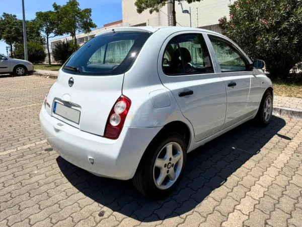 Nissan Micra 1.0 Emotion 6