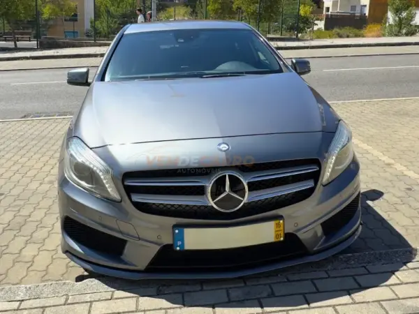 Mercedes-Benz A 200 2.0 AMG 19