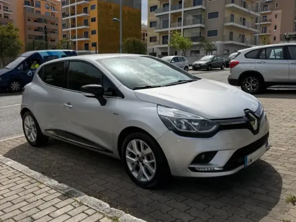 Renault Clio 1.5 dCi Limited 3