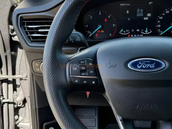 Ford Focus SW 1.5 Ecoblue ST Line 13