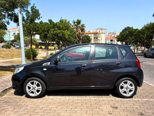 Chevrolet Aveo 1.2 L 6