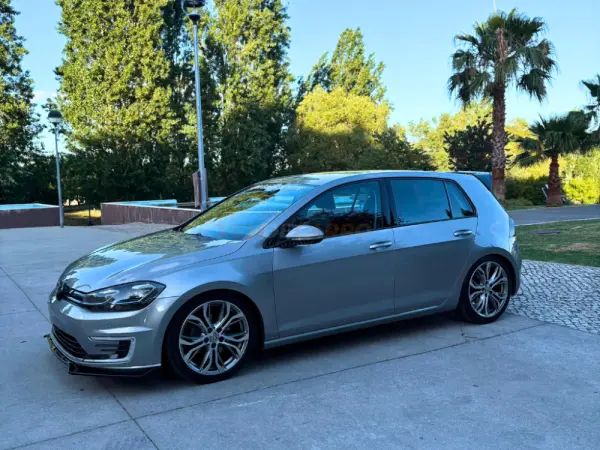 Volkswagen e-Golf AC/DC 4