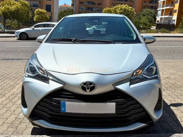 Toyota Yaris 1.0 VVT-i Comfort 2