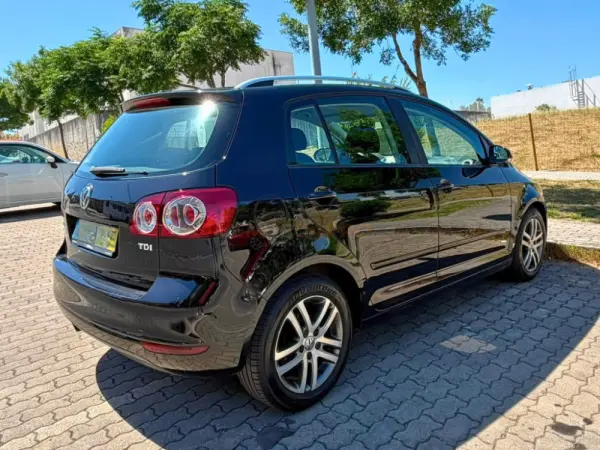 Volkswagen Golf Plus 2.0 TDi Confortline 7