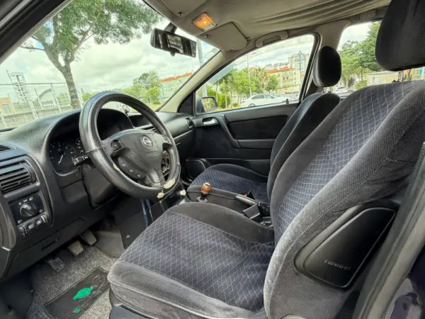 Opel Astra 1.4 16V 17