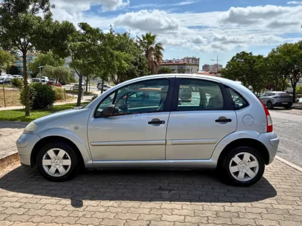 Citroen C3 1.1 Seduction 4
