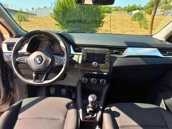 Renault Captur 1.0 TCe 13