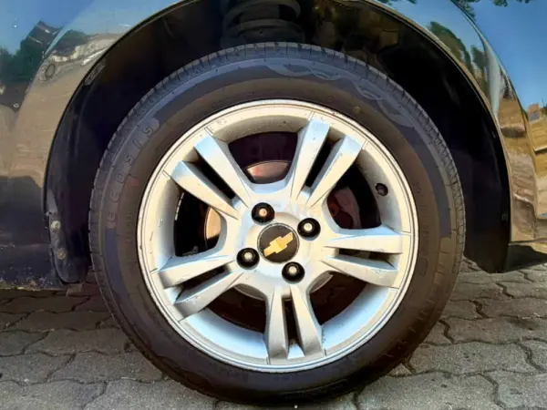 Chevrolet Aveo 1.2 L 7