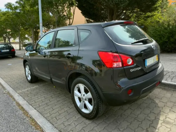 Nissan Qashqai 1.6 Acenta 4