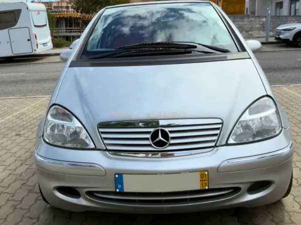 Mercedes-Benz A 160 Elegance 2