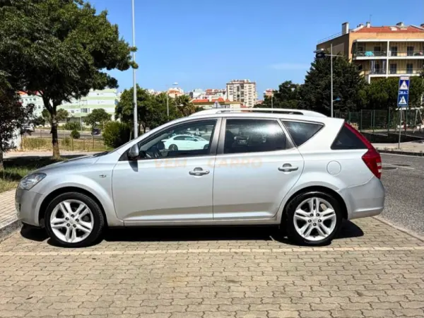 Kia Ceed SW 1.6 CRDi EX 4
