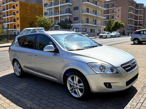 Kia Ceed SW 1.6 CRDi EX 3