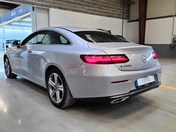 Mercedes-Benz E 220 d Aut. 7