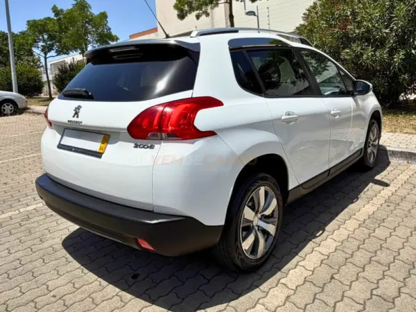 Peugeot 2008 1.2 VTi Active 9
