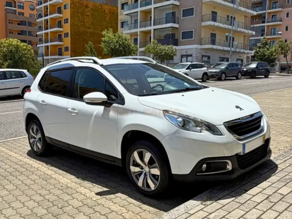 Peugeot 2008 1.2 VTi Active 3