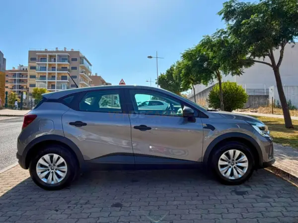 Renault Captur 1.0 TCe 8