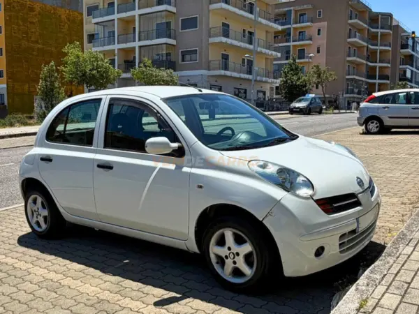 Nissan Micra 1.0 Emotion 3