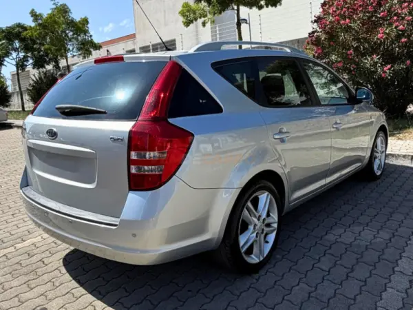 Kia Ceed SW 1.6 CRDi EX 9