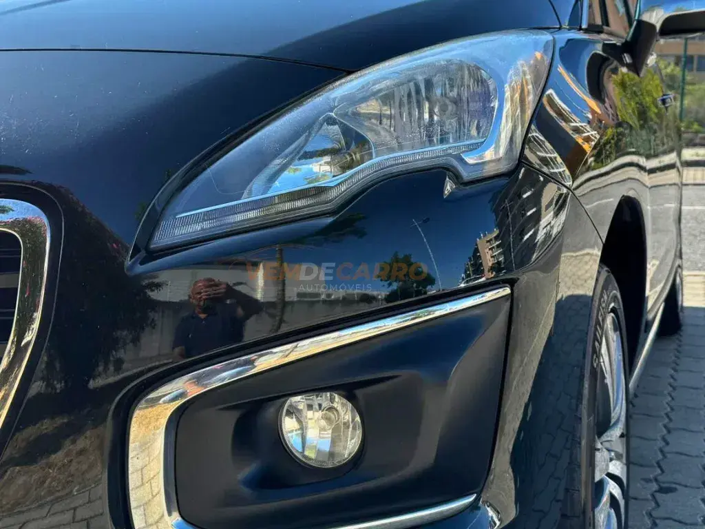 Peugeot 3008 1.6 Blue HDi Style 5
