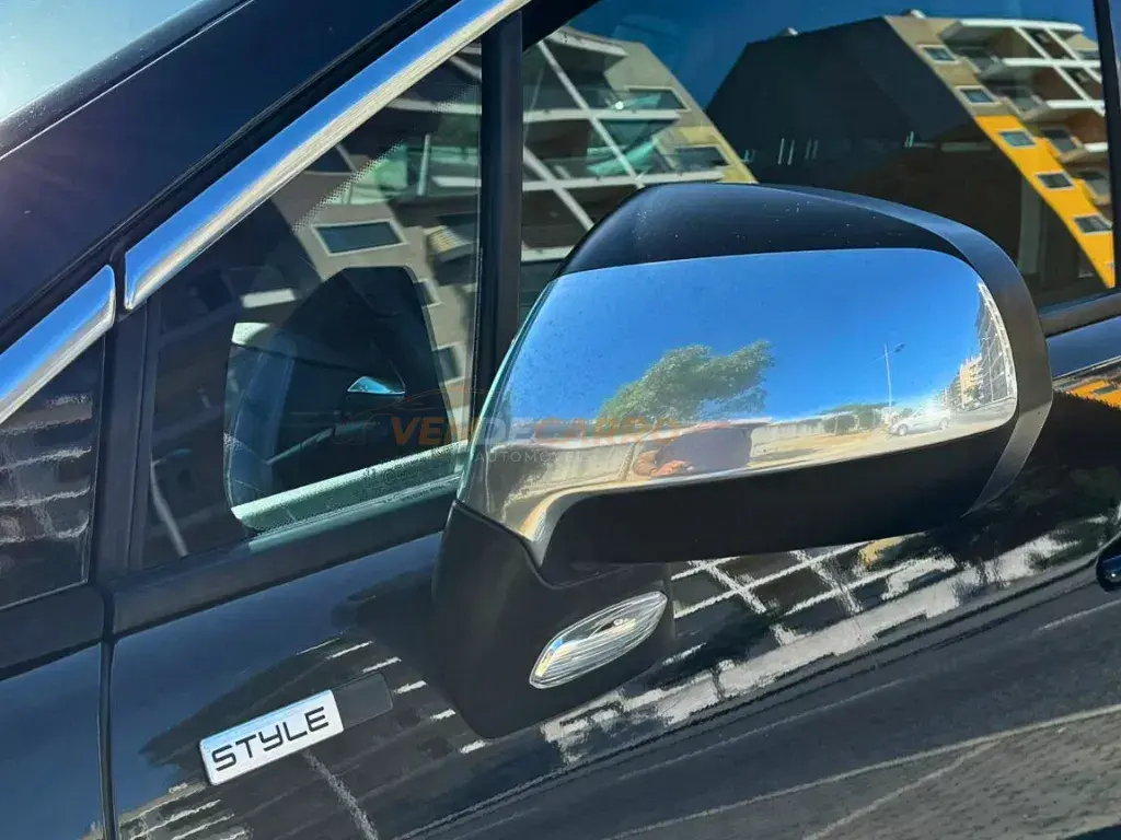 Peugeot 3008 1.6 Blue HDi Style 6