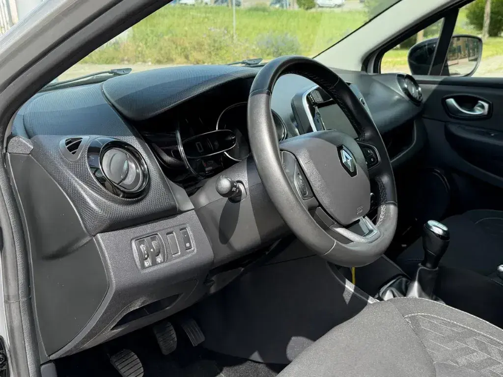 Renault Clio 1.5 dCi Limited 11