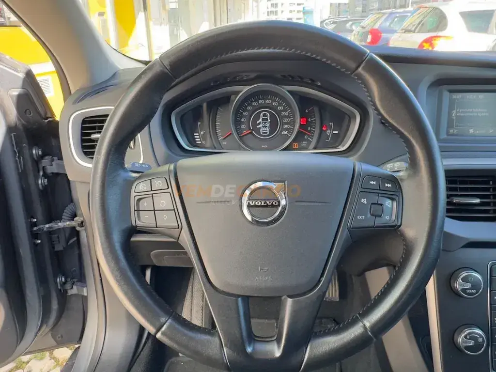 Volvo V40 2.0 D2 Kinetic 13