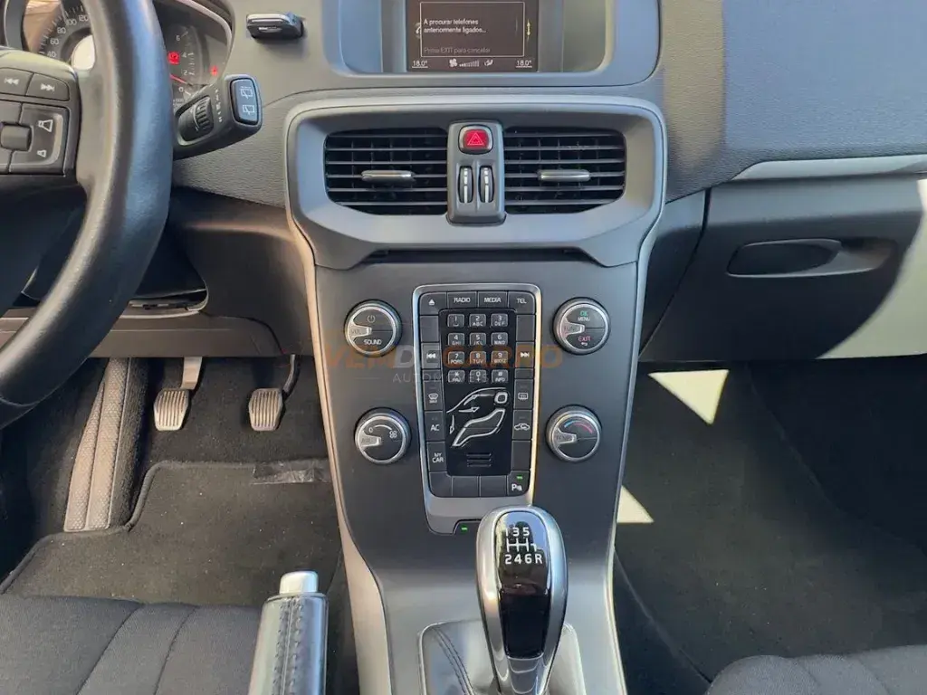 Volvo V40 2.0 D2 Kinetic 15