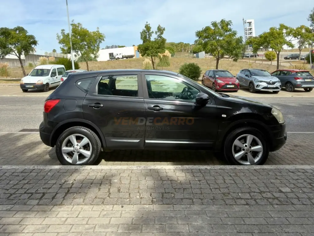 Nissan Qashqai 1.6 Acenta 8