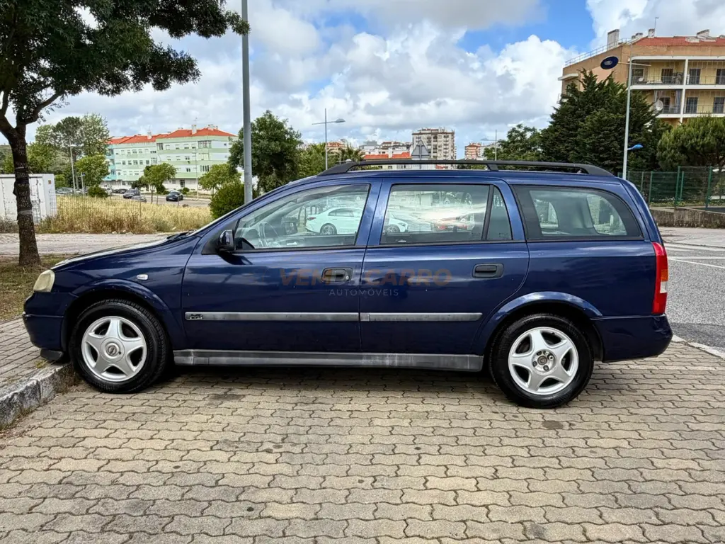 Opel Astra 1.4 16V 4
