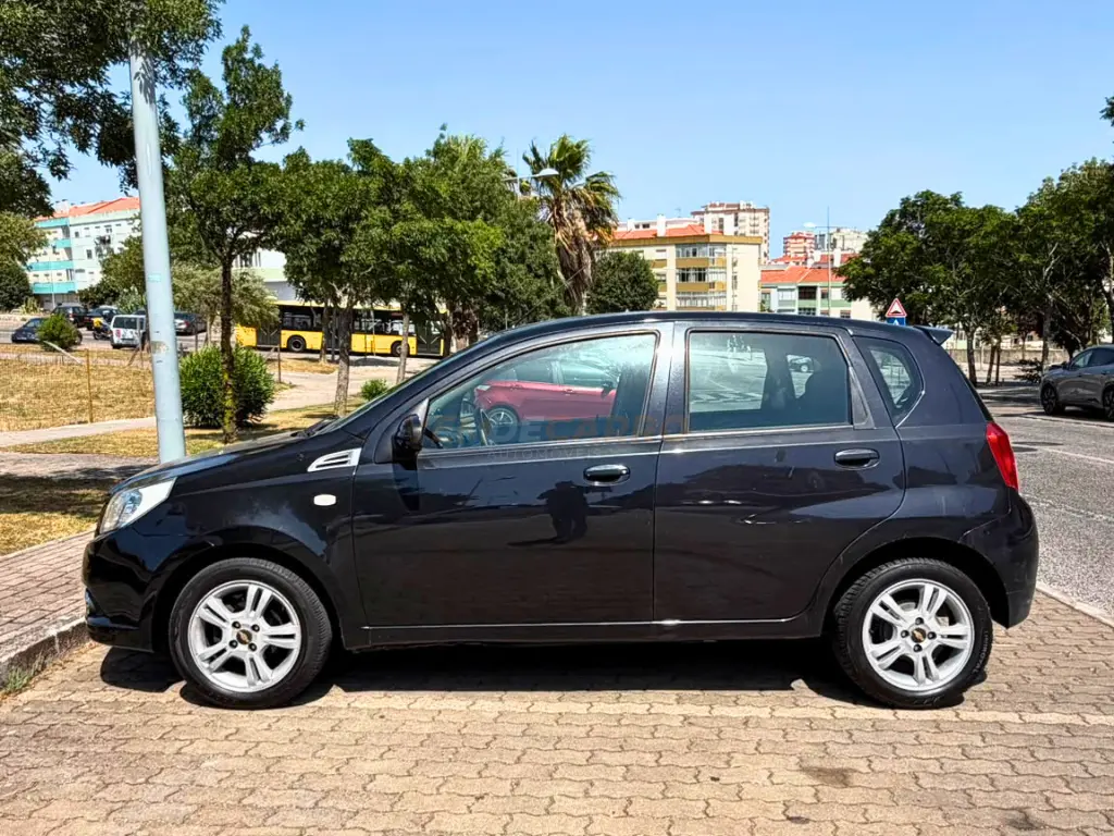Chevrolet Aveo 1.2 L 6