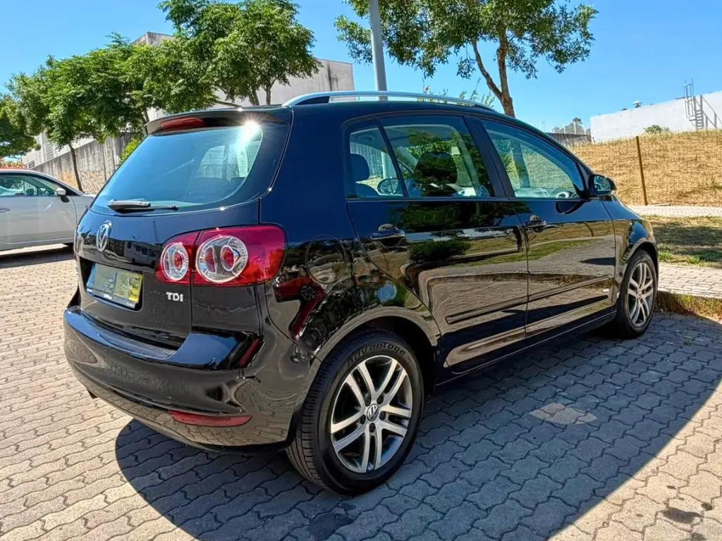 Volkswagen Golf Plus 2.0 TDi Confortline 7