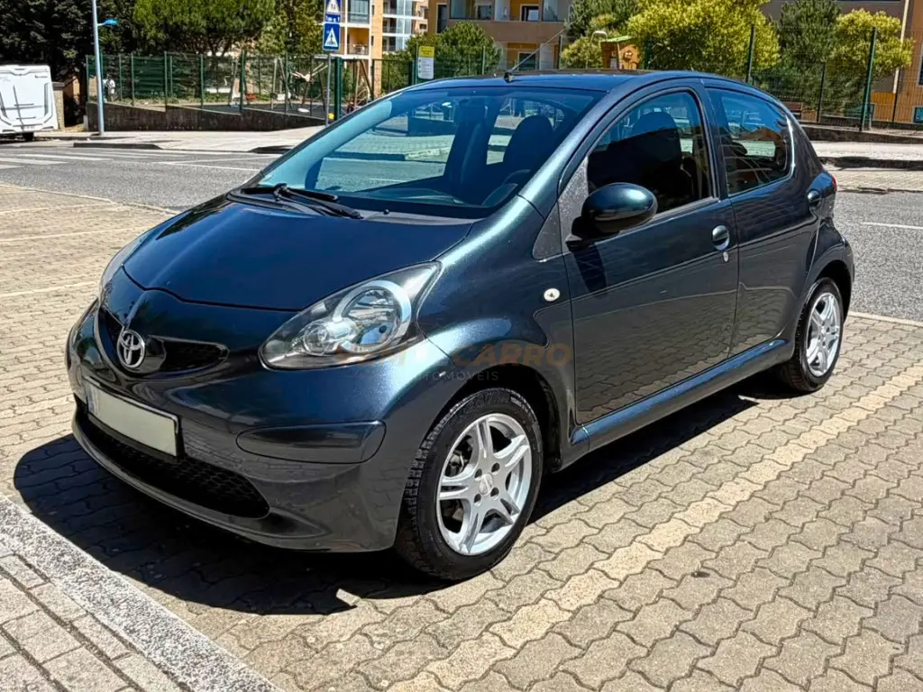 Toyota Aygo Cool 1