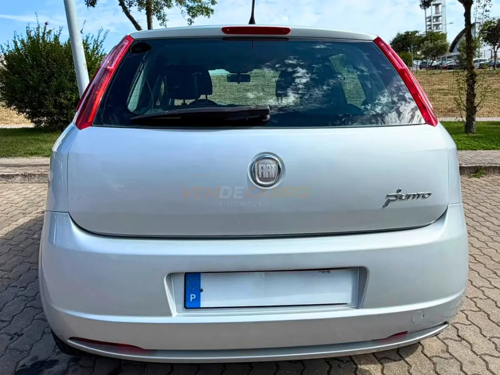 Fiat Punto 1.3 M-Jet Easy S&S 8