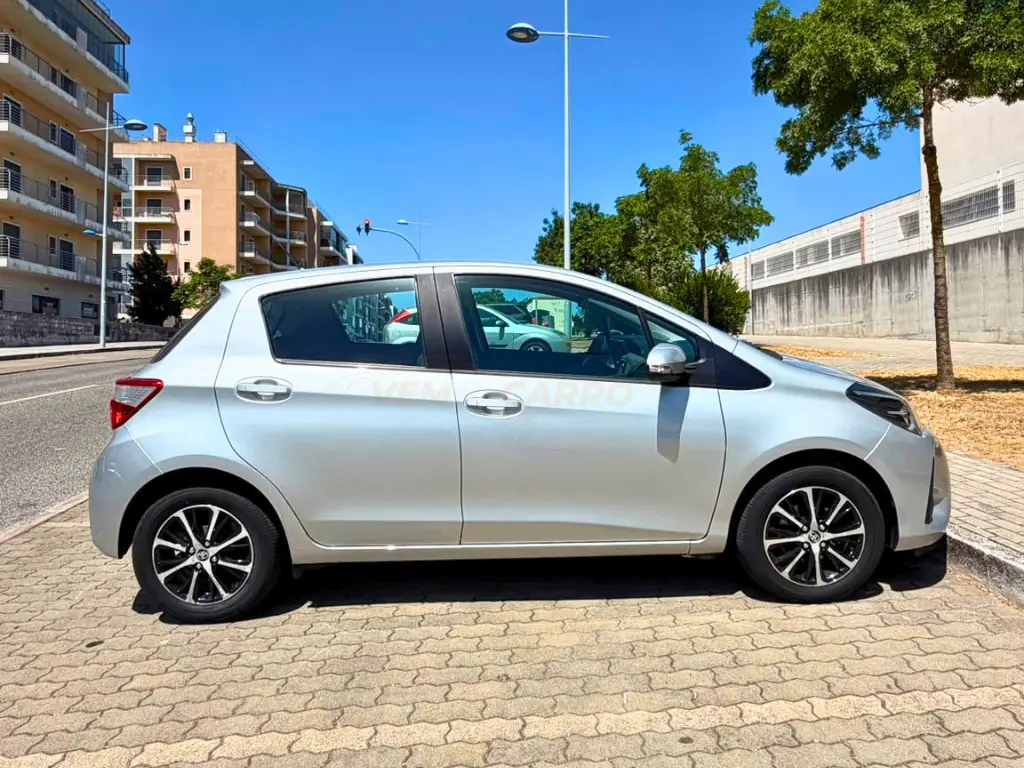Toyota Yaris 1.0 VVT-i Comfort 6