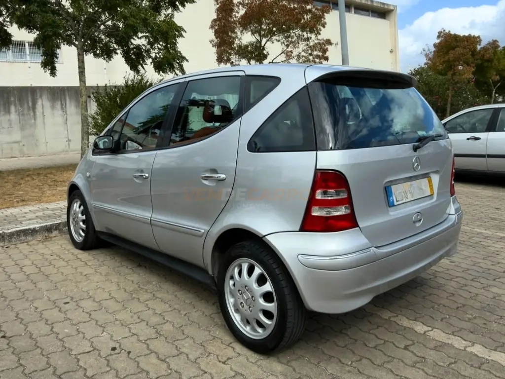 Mercedes-Benz A 160 Elegance 4