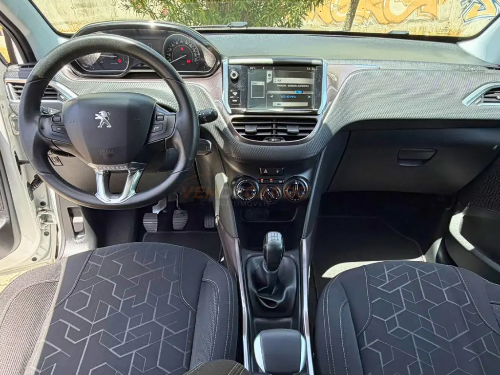 Peugeot 2008 1.2 VTi Active 13