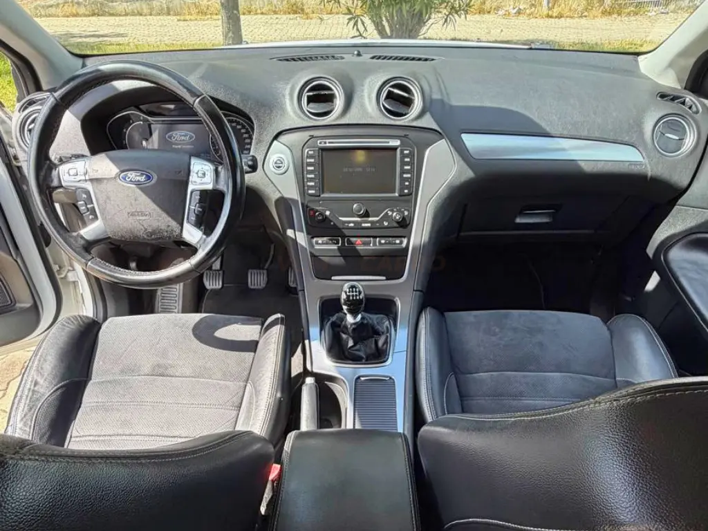 Ford Mondeo SW 1.6 TDCi S 14