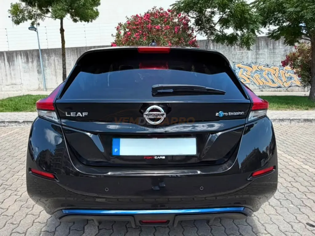 Nissan Leaf N-Connecta 8