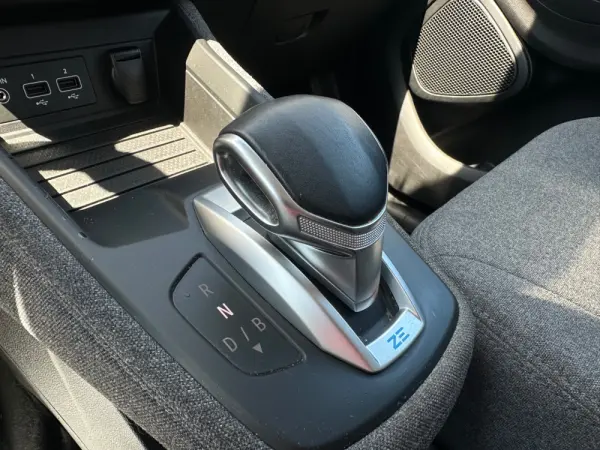 Renault Zoe (c/ Bateria) Limited 50 26