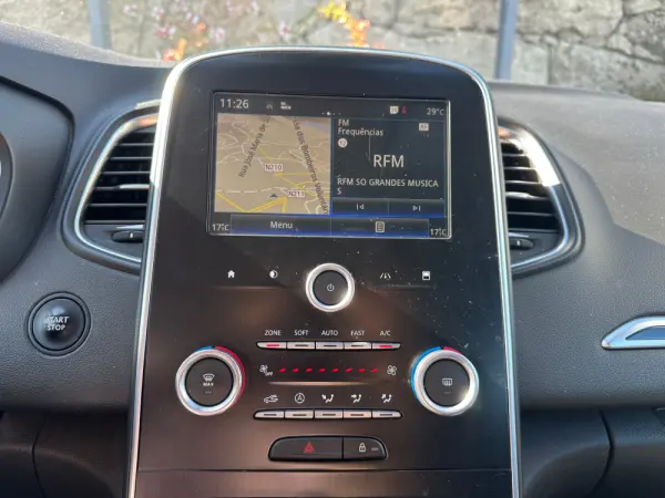 Renault Scénic ENERGY dCi 110 INTENS 19