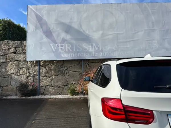 BMW 318 d Pack M Auto 13