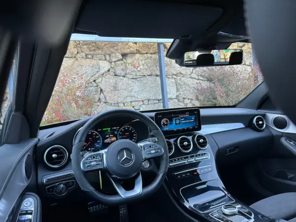 Mercedes-Benz C 300 de AMG Line 3