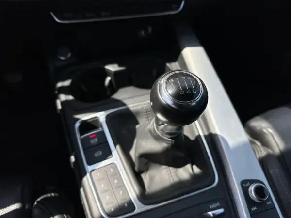Audi A4 Avant 2.0 TDI S-line 18