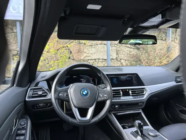 BMW 320 Corporate Edition Auto 3