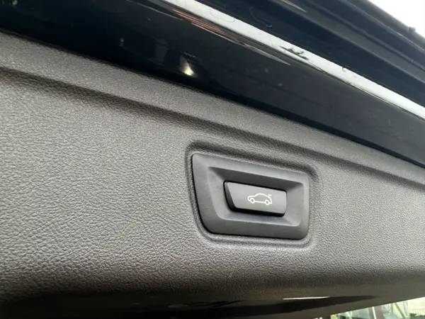 BMW 320 Corporate Edition Auto 34
