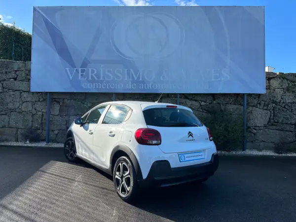 Citroen C3 1.2 PureTech Shine 7