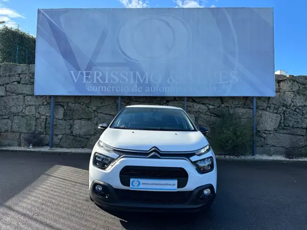 Citroen C3 1.2 PureTech Shine 10