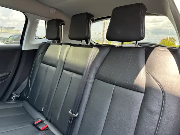Peugeot 2008 1.6 e-HDi Allure 25