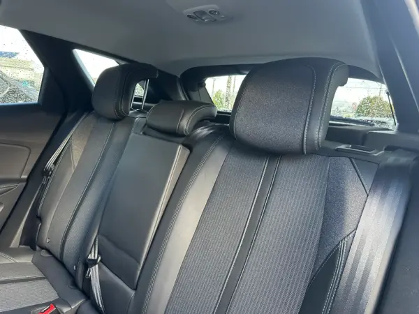 Peugeot 3008 1.5 BlueHDi Allure Pack 28