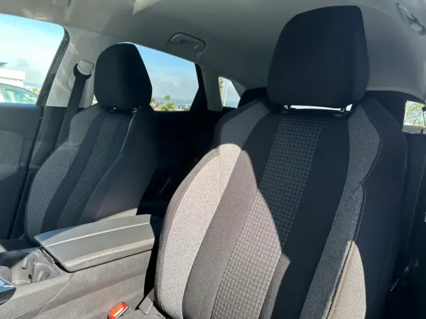 Peugeot 3008 1.5 BlueHDi Active Pack 26